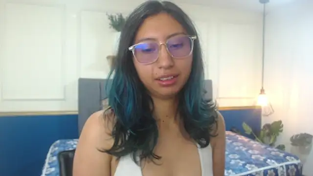 Violet 2003 online show from March 2026 03:50:02 PM