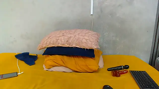 kinkynaghty online show from June 2026 07:10:01 AM