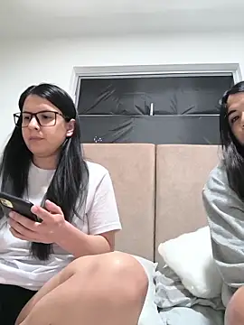 Annarhode online show from May 2026 06:37:01 PM
