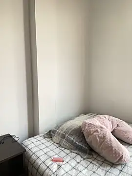 mathhy21 online show from March 2026 10:26:01 PM