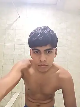 Snapshot of TheGrefgV chatting on April 2026 12:32:01 AM TheGrefgV online show from April 2026 12:32:01 AM