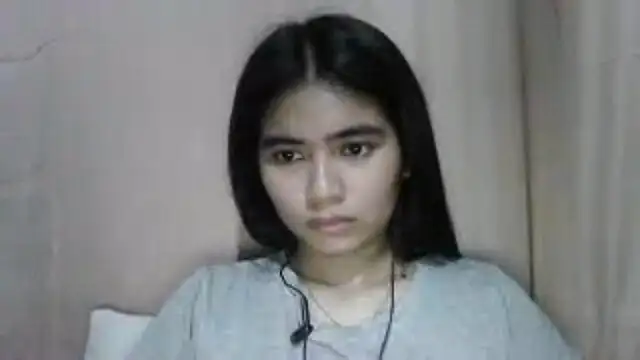 Snapshot of SarinaWhisenton chatting on March 2026 05:52:02 AM SarinaWhisenton online show from March 2026 05:52:02 AM