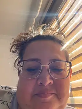 Martinacurvy  online show from May 2026 08:26:01 PM