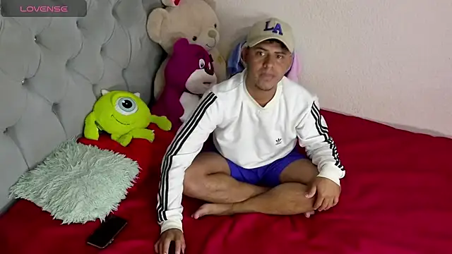 Snapshot of Zaym_Liam chatting on March 2026 10:44:01 PM Zaym Liam online show from March 2026 10:44:01 PM