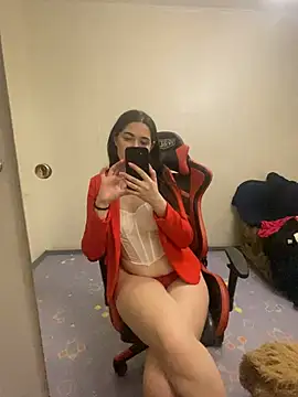 Snapshot of MissBrunetteG chatting on March 2026 08:25:02 PM MissBrunetteG online show from March 2026 08:25:02 PM