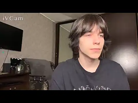 Snapshot of mason_silver chatting on April 2026 03:39:01 PM mason silver online show from April 2026 03:39:01 PM