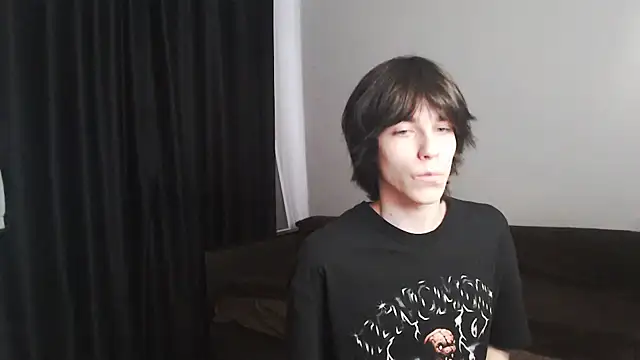 Snapshot of mason_silver chatting on April 2026 07:24:02 AM mason silver online show from April 2026 07:24:02 AM