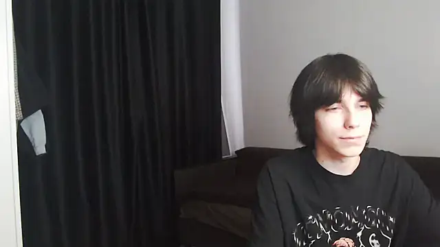 Snapshot of mason_silver chatting on April 2026 07:45:01 AM mason silver online show from April 2026 07:45:01 AM