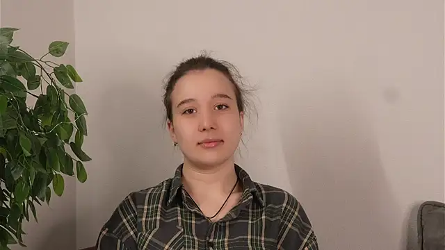 Snapshot of LoreleiRion chatting on March 2026 05:40:02 AM LoreleiRion online show from March 2026 05:40:02 AM