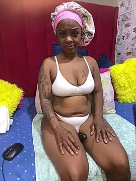 Cherrybootyofjoy86 online show from March 2026 12:43:01 AM