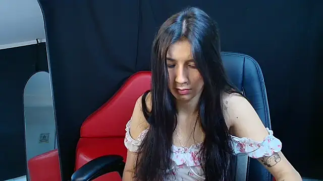 Snapshot of jazminswee chatting on May 2026 09:53:01 PM jazminswee online show from May 2026 09:53:01 PM