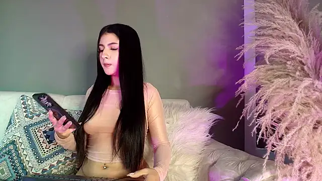 Zoee 8 online show from July 2026 11:51:01 PM