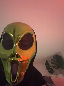 blondes99 online show from March 2026 03:50:01 AM