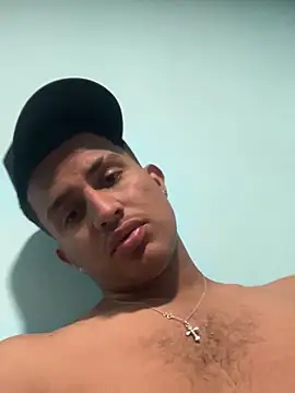 ianruiz02 online show from March 2026 04:17:02 PM