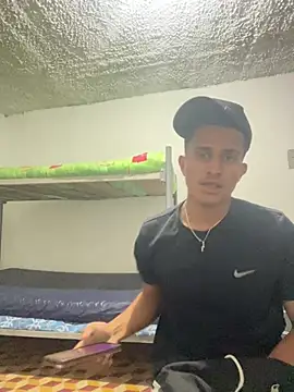 ianruiz02 online show from March 2026 02:34:02 AM