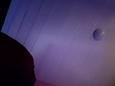 Snapshot of RickDonn chatting on March 2026 09:37:01 PM RickDonn online show from March 2026 09:37:01 PM