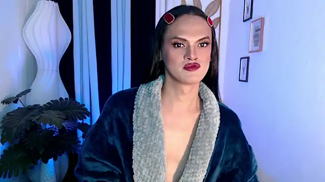 Snapshot of Bella_CiaoX chatting on May 2026 10:16:02 PM Bella CiaoX online show from May 2026 10:16:02 PM
