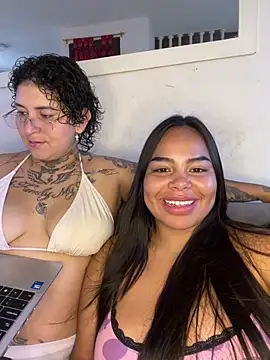 lunaa love online show from June 2026 09:18:02 PM