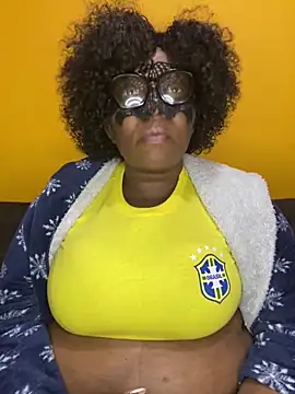BoobsQueeen online show from June 2026 12:08:02 AM