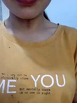 Snapshot of -Vahila- chatting on March 2026 01:06:02 AM -Vahila- online show from March 2026 01:06:02 AM