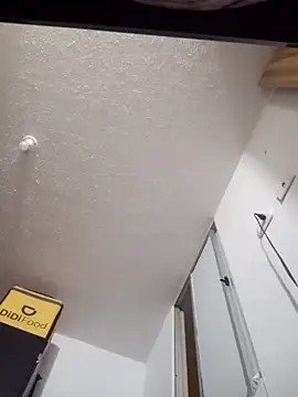 miguellccadena online show from April 2026 05:12:02 AM