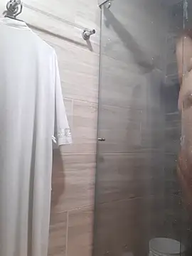 Amalianoir online show from April 2026 01:12:02 PM