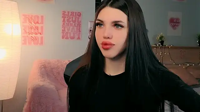 molly rettyy online show from May 2026 04:19:02 AM