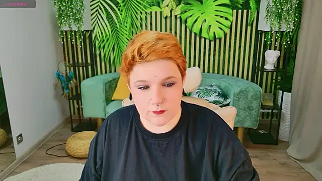 Snapshot of Edna_Davis chatting on March 2026 08:37:01 AM Edna Davis online show from March 2026 08:37:01 AM