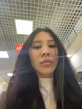 Mia AsianSex online show from April 2026 01:00:02 PM