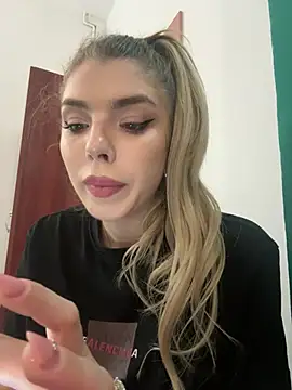 AishaDiamond online show from March 2026 06:31:01 PM