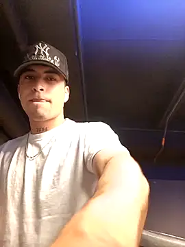 Snapshot of nico_herrera__ chatting on April 2026 05:21:01 PM nico herrera online show from April 2026 05:21:01 PM