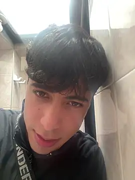 Snapshot of nico_herrera__ chatting on May 2026 08:06:02 PM nico herrera online show from May 2026 08:06:02 PM