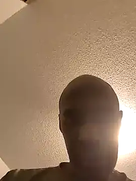 Bulgemaster001 online show from March 2026 08:20:02 PM