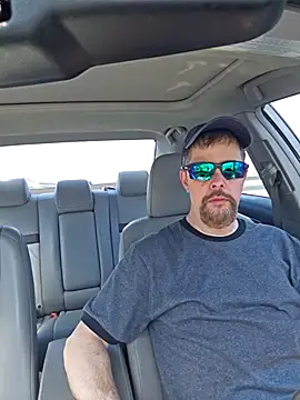 Snapshot of nakedinpublic9 chatting on April 2026 05:52:02 PM nakedinpublic9 online show from April 2026 05:52:02 PM