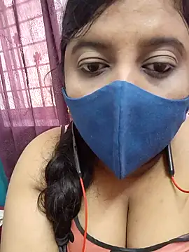 Snapshot of Tami-sonia chatting on March 2026 06:14:01 AM Tami-sonia online show from March 2026 06:14:01 AM