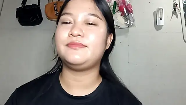 BrandeePhatdouang online show from April 2026 05:16:01 AM