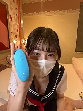 yuki2210 online show from April 2026 07:22:01 AM