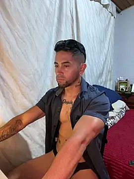 Sexmuscle17 online show from July 2026 03:45:02 PM