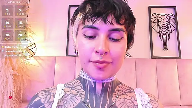 Luana fiore online show from May 2026 07:56:02 PM