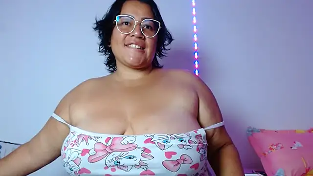 vibeSex1 online show from May 2026 05:40:01 PM