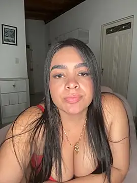 Danna 222  online show from May 2026 05:25:01 AM