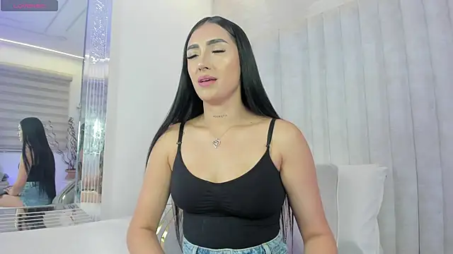isabellajons online show from April 2026 09:45:01 PM