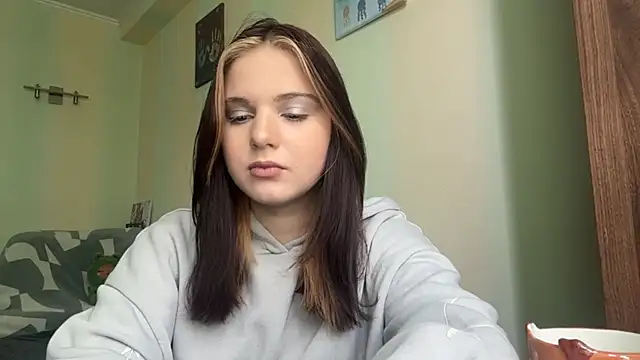 GiselleReidenbach online show from April 2026 11:54:02 AM