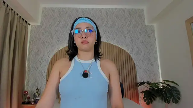Iam Kelly online show from April 2026 12:30:01 PM