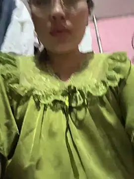 Lina-Naughty online show from April 2026 04:54:02 AM