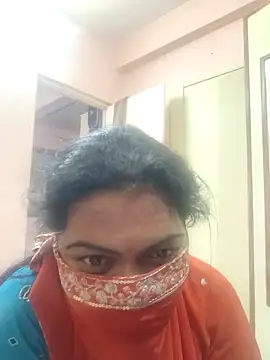 Snapshot of snehahotgirl chatting on March 2026 05:35:01 PM snehahotgirl online show from March 2026 05:35:01 PM