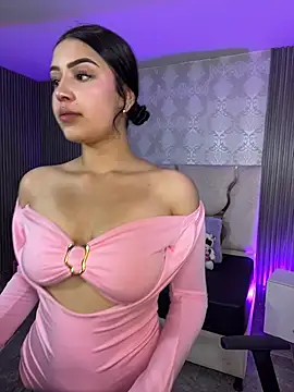 ELA TAY1 online show from May 2026 07:20:02 PM