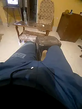 Snapshot of beebuzz0 chatting on March 2026 08:53:01 PM beebuzz0 online show from March 2026 08:53:01 PM