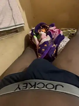 jiwoox online show from April 2026 06:49:02 PM