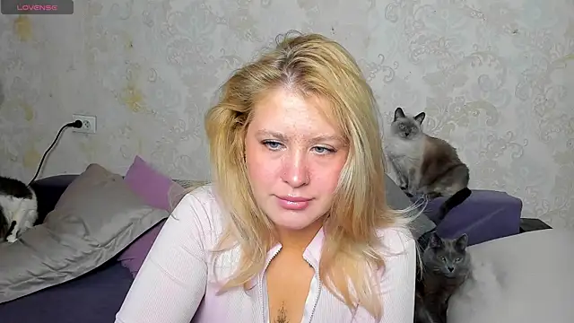 Simply Alex online show from May 2026 01:02:02 AM